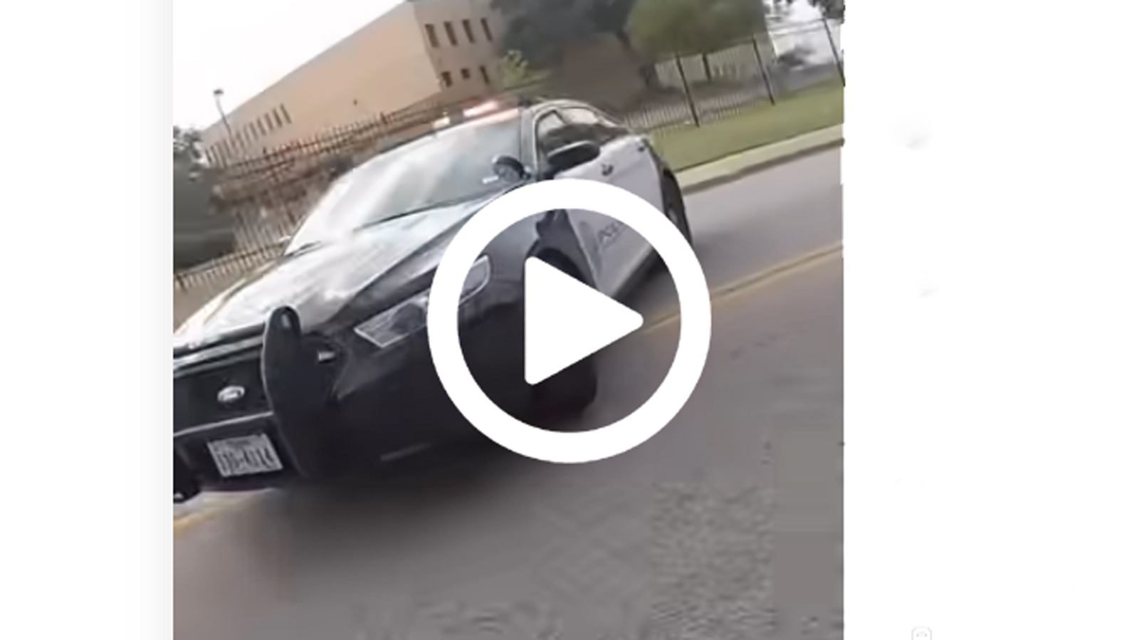 VIDEO: Αναβάτης γλεντάει περιπολικό...